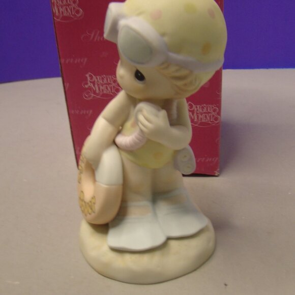 Precious Moments SCUBA ~ OUR FRIENDSHIP IS LIKE A BREATH OF FRESH AIR  4004683 - Picture 6 of 15